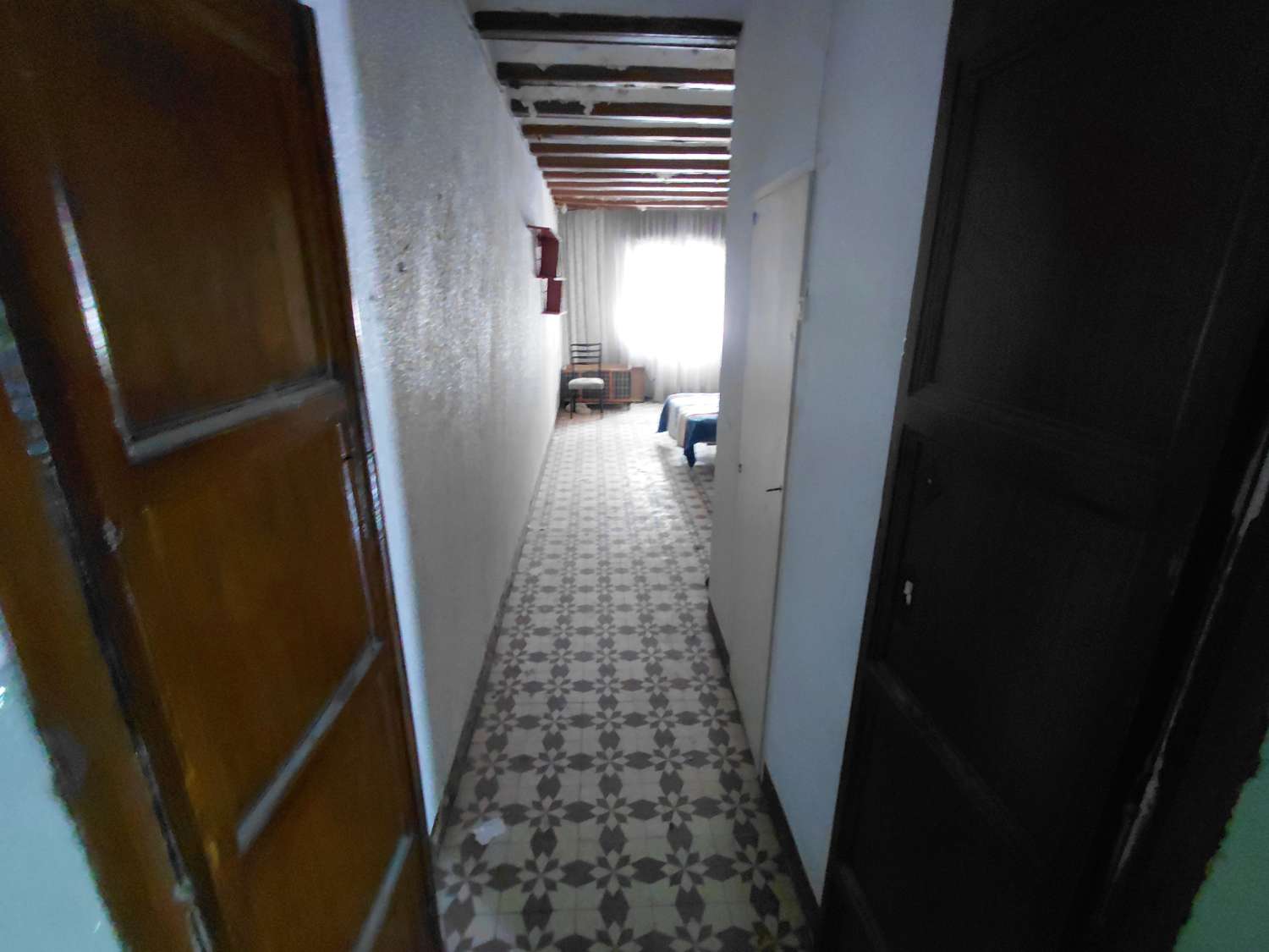 Se vende edificación para construcción