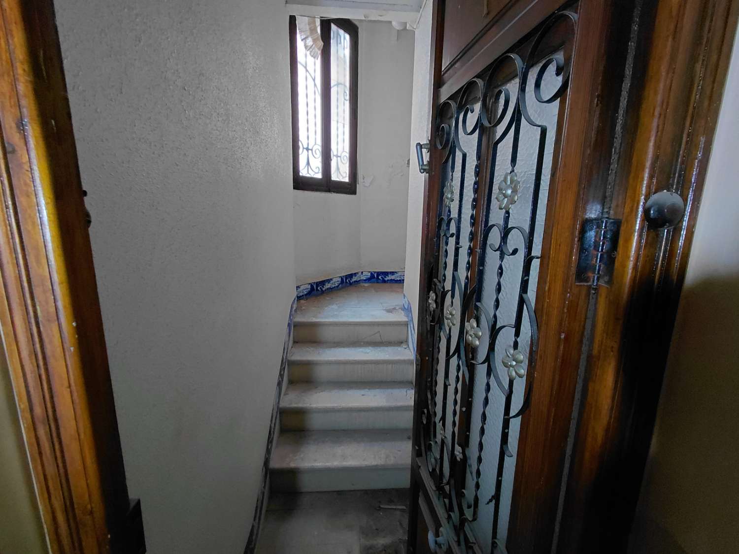 Se vende edificación para construcción